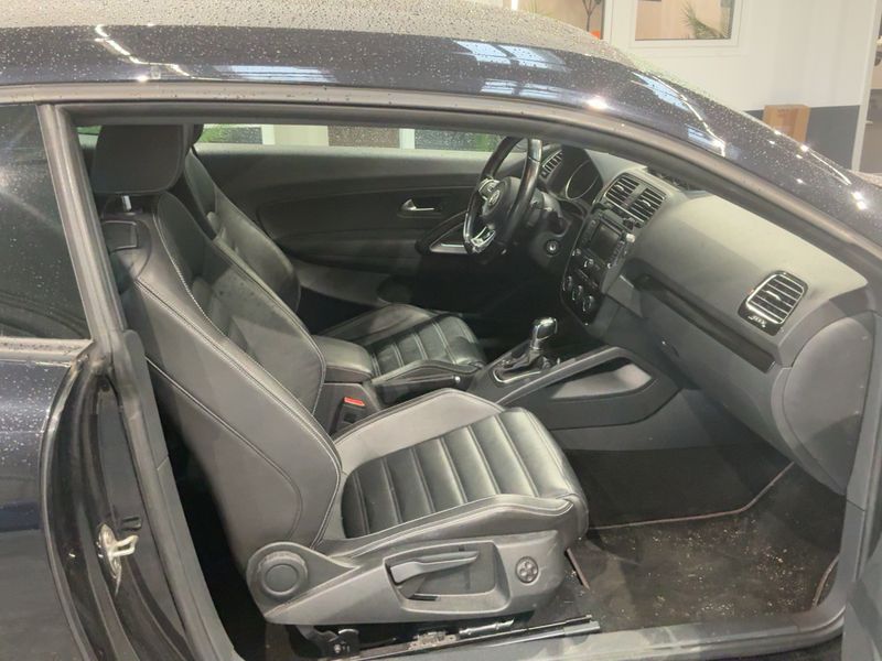 Volkswagen Scirocco 2.0 TSI BlueMotion Tech — zdjęcie 11