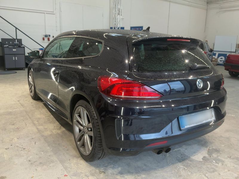 Volkswagen Scirocco 2.0 TSI BlueMotion Tech — zdjęcie 3