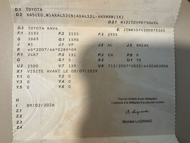 Toyota RAV 4 2.5 Hybrid 30 Years — zdjęcie 15