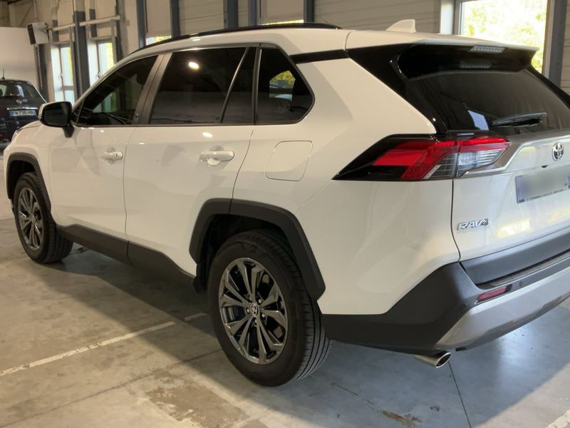 Toyota RAV 4 2.5 Hybrid 30 Years — zdjęcie 3