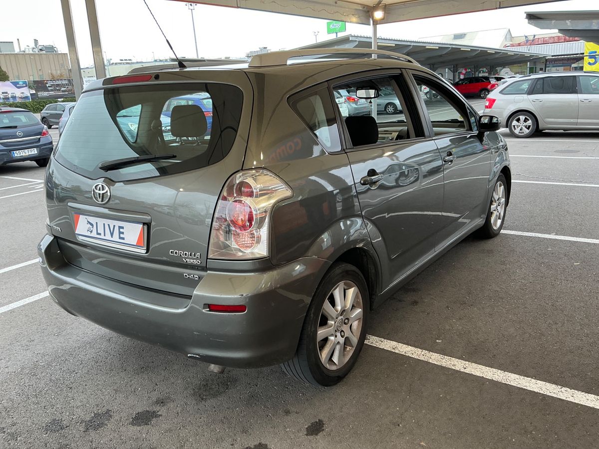 Toyota Corolla Verso 2.2 D-4D Sol