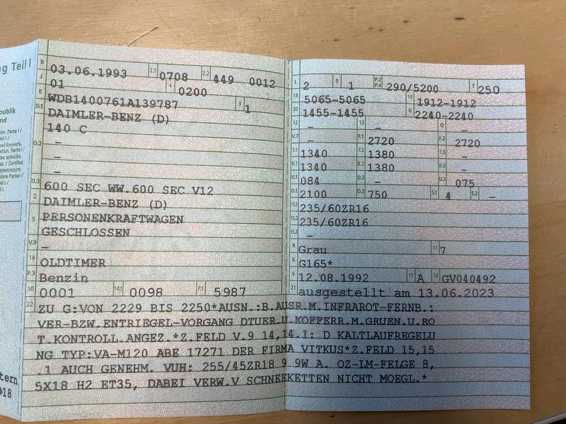 Mercedes-Benz S-Klasse 600 SEC S V12 — zdjęcie 15