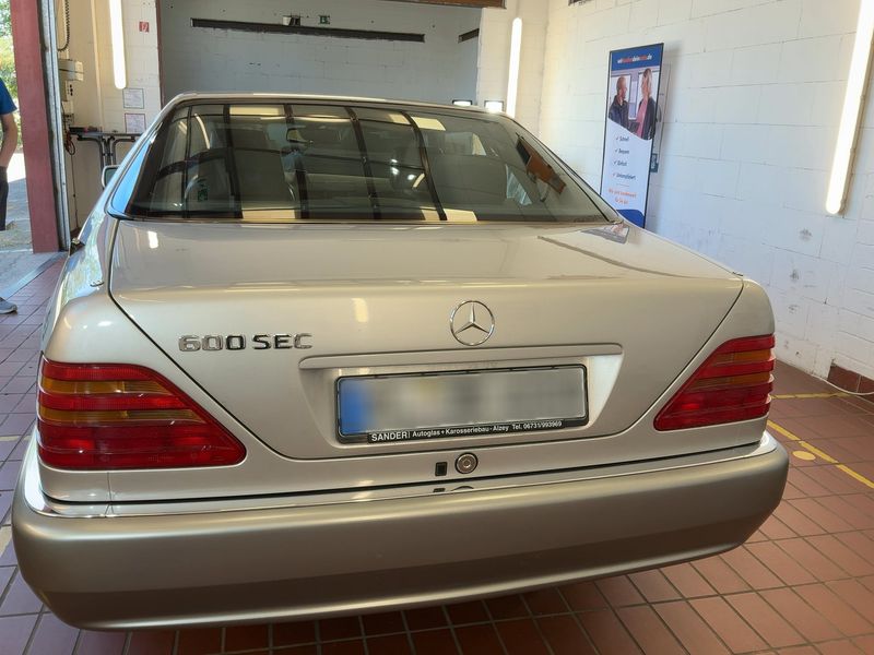 Mercedes-Benz S-Klasse 600 SEC S V12 — zdjęcie 5