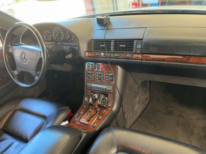 Mercedes-Benz S-Klasse 600 SEC S V12 — zdjęcie 12