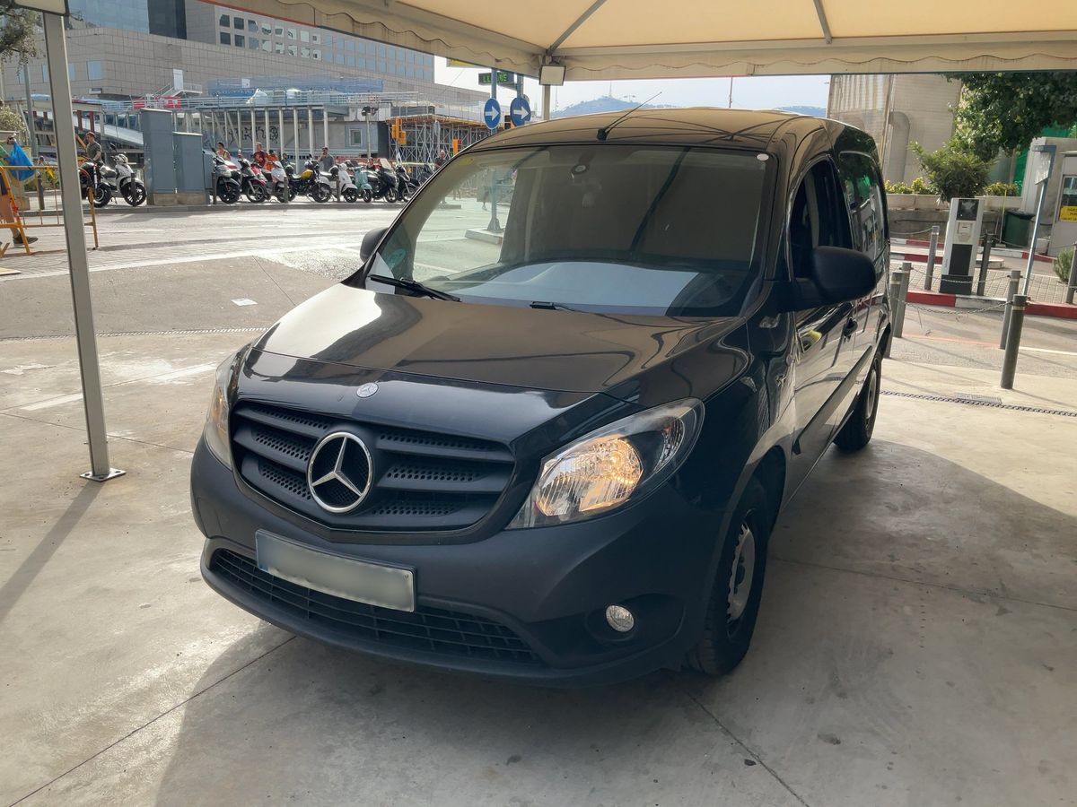 Mercedes-Benz Citan 2018 — photo 1