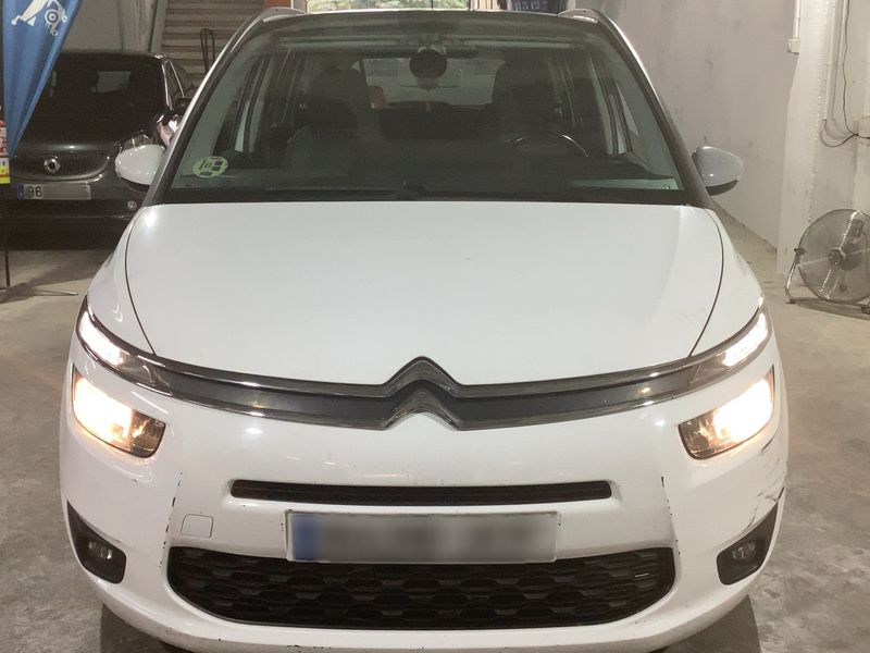 Citroen C4 Grand Picasso 1.6 e-HDi Seduction 2015 – снимка 14