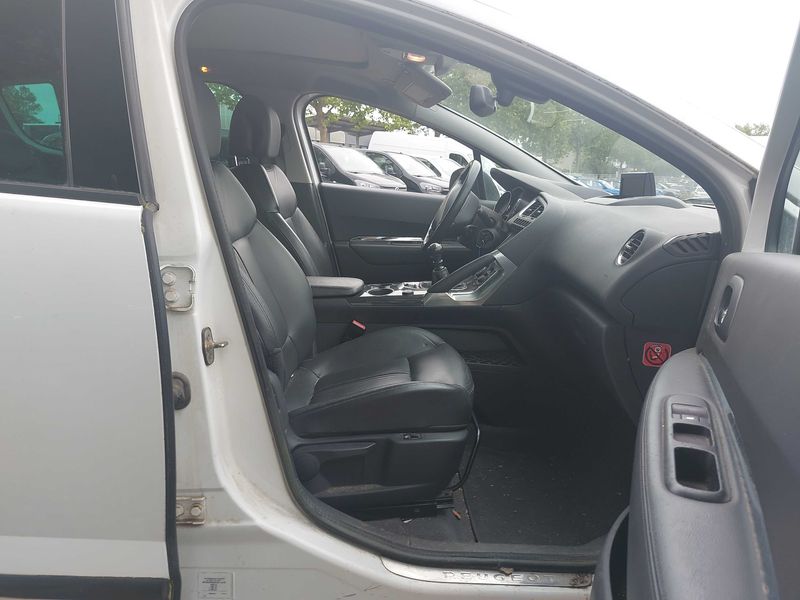 Peugeot 3008 2.0 HDi Féline — zdjęcie 10
