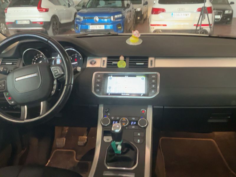 Land Rover Evoque 2.0 Td4 SE 2016 – снимка 17