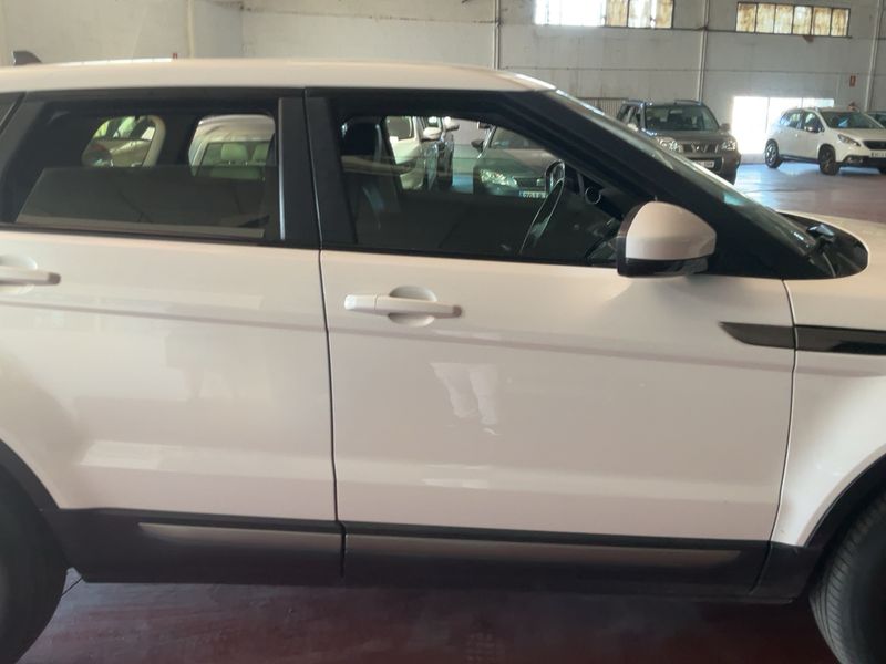 Land Rover Evoque 2.0 Td4 SE 2016 – снимка 10