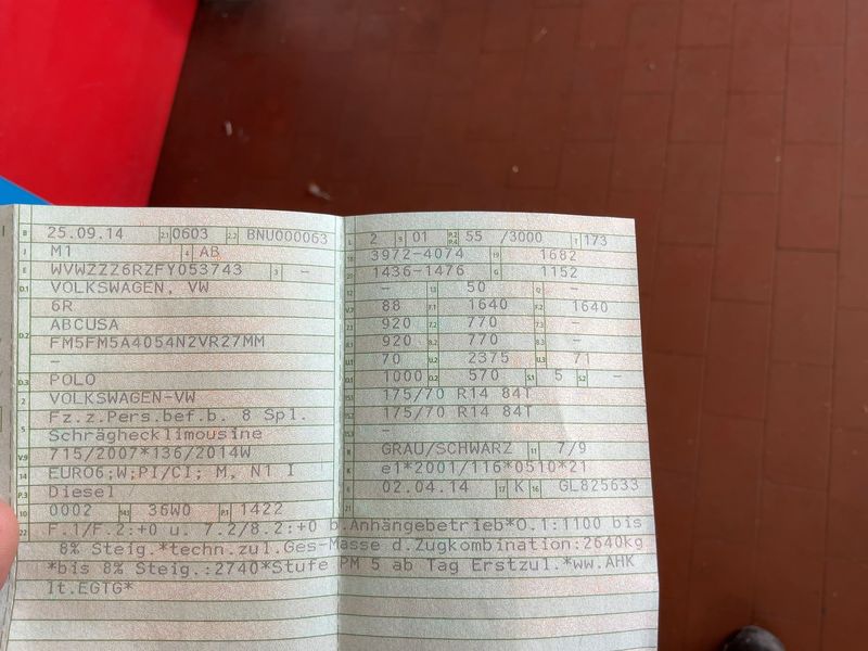 Volkswagen Polo 1.4 TDI Comfortline BlueMotion Tech — zdjęcie 15