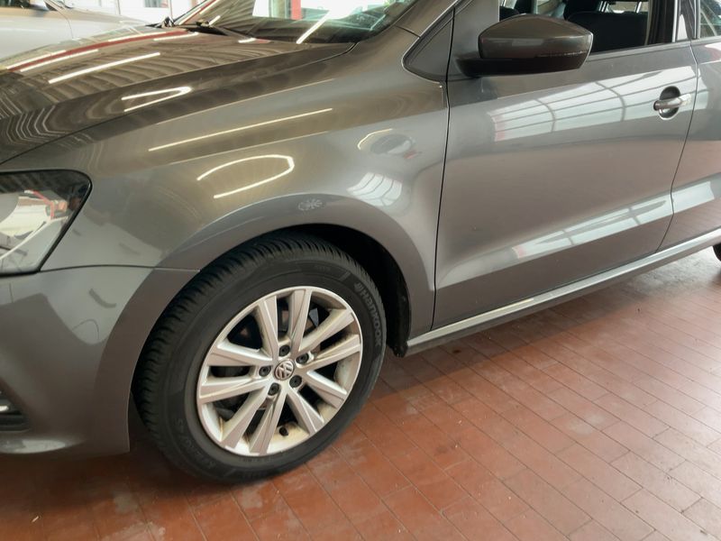 Volkswagen Polo 1.4 TDI Comfortline BlueMotion Tech — zdjęcie 2