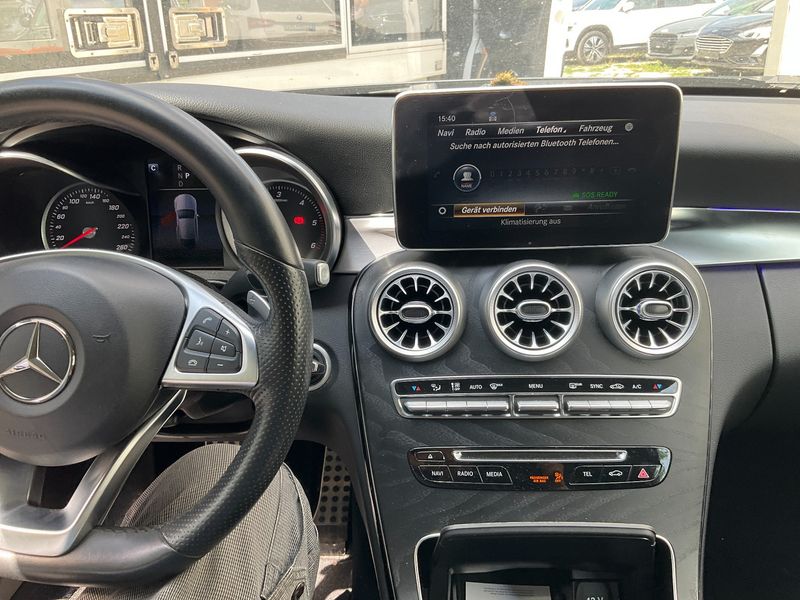 Mercedes-Benz C-Klasse C 250 d AMG Line — zdjęcie 12