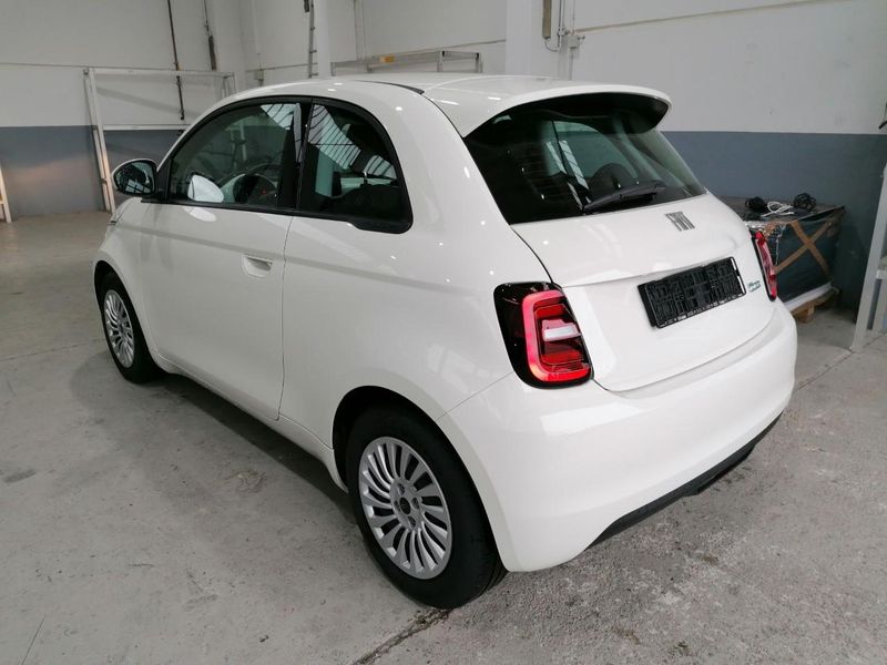 Fiat 500e electric drive 70 kW — zdjęcie 2