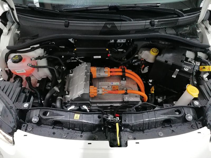 Fiat 500e electric drive 70 kW — zdjęcie 5