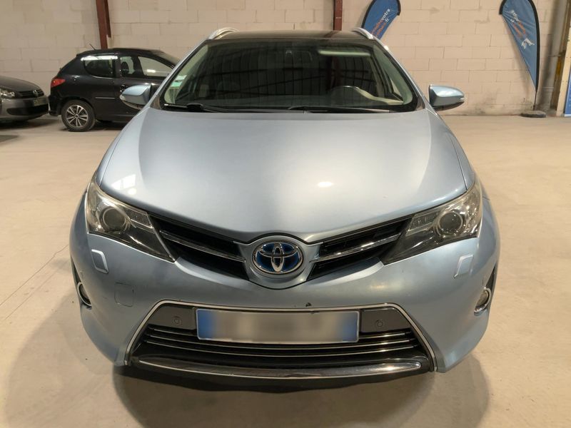 Toyota Auris Touring Sports 1.8 Hybrid Style — zdjęcie 9