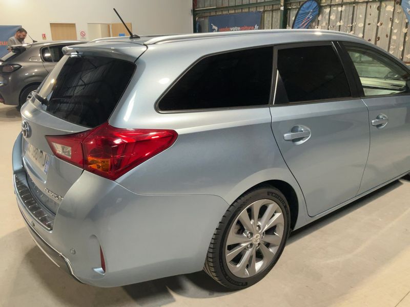 Toyota Auris Touring Sports 1.8 Hybrid Style — zdjęcie 6