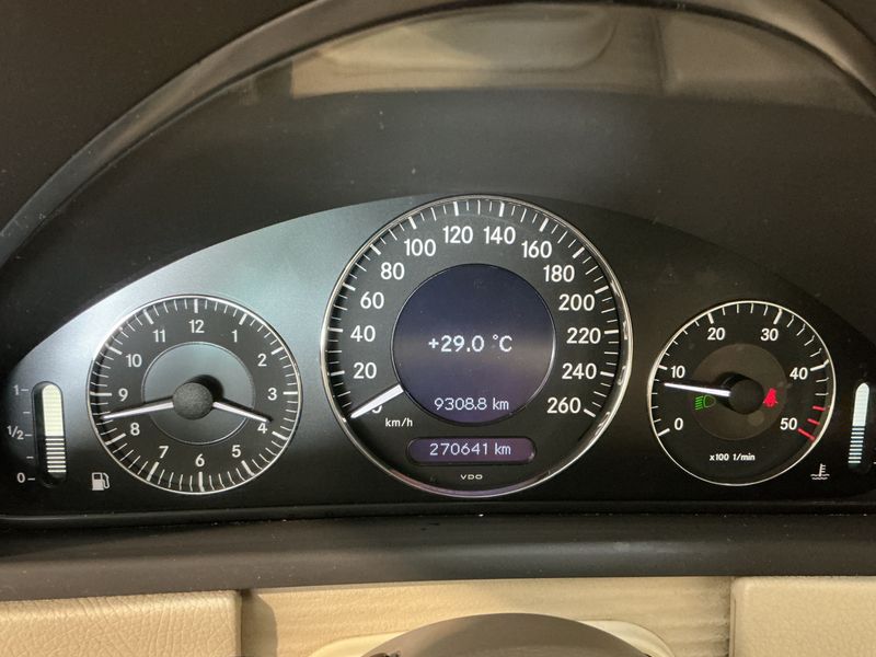 Mercedes-Benz CLK-Klasse CLK 220 CDI Elegance — zdjęcie 4