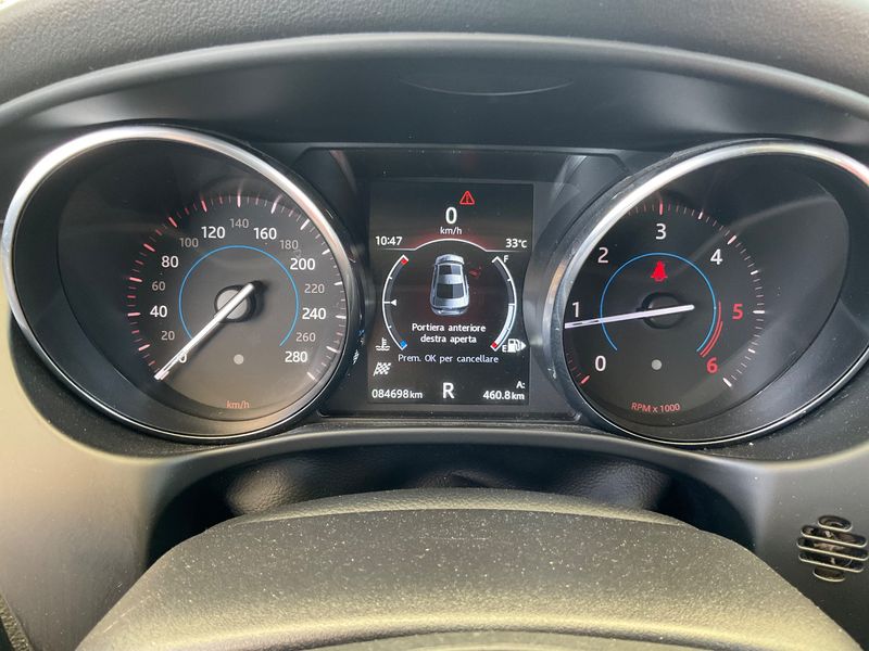 Jaguar XE 20d Pure — zdjęcie 13