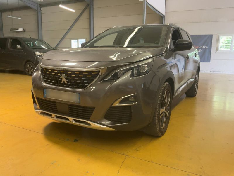 Peugeot 5008 1.6 PureTech GT Line — zdjęcie 1