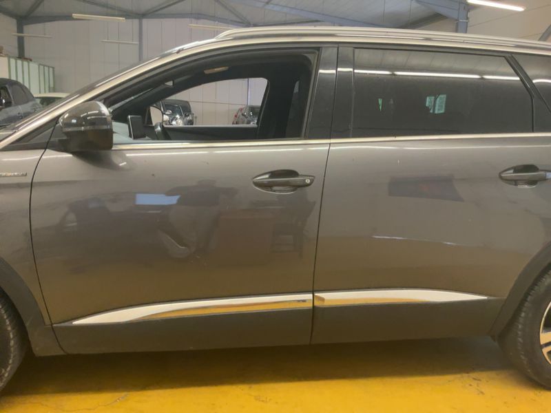 Peugeot 5008 1.6 PureTech GT Line — zdjęcie 4