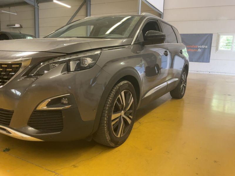 Peugeot 5008 1.6 PureTech GT Line — zdjęcie 2