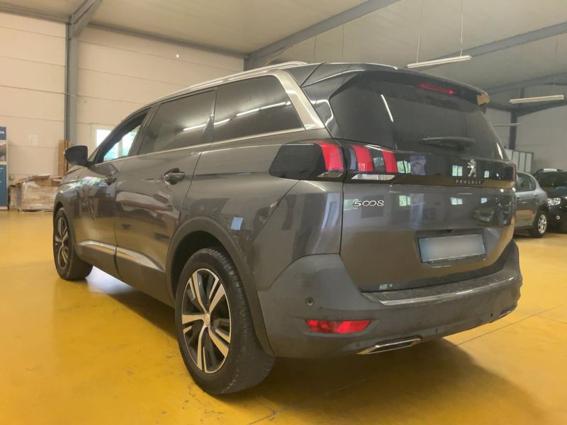 Peugeot 5008 1.6 PureTech GT Line — zdjęcie 3