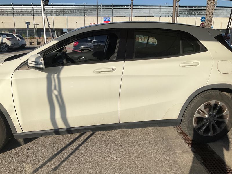 Mercedes-Benz GLA-Klasse GLA 180 d Executive 2015 – снимка 4