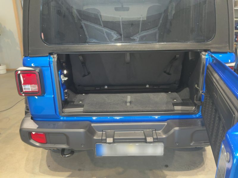 Jeep Wrangler 2.0 TGDi Sport — zdjęcie 10