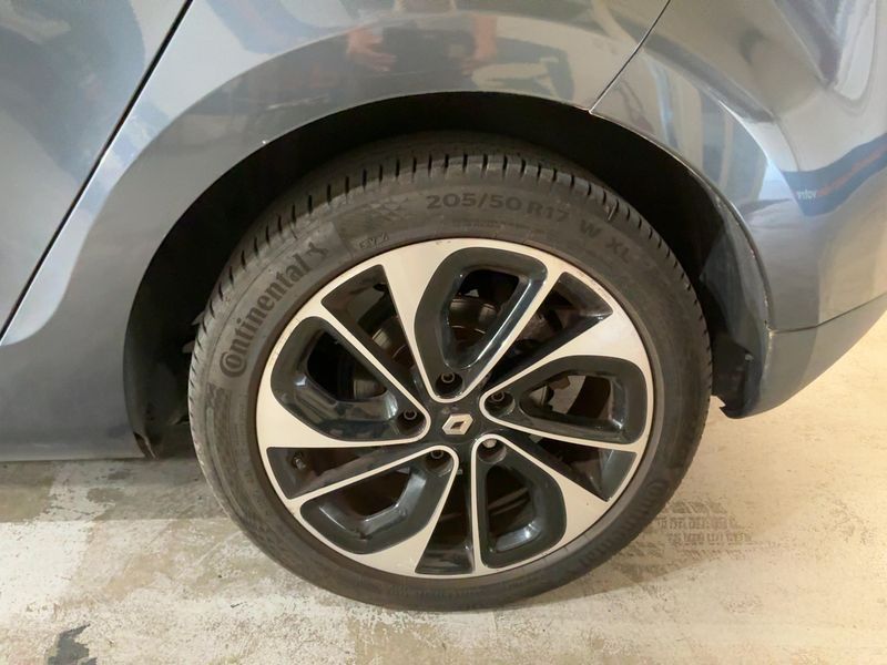 Renault Megane 1.2 TCe Energy BOSE Edition 2015 – снимка 5