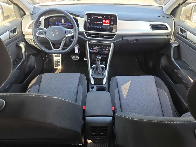 Volkswagen T-Roc 1.5 TSI ACT Move — zdjęcie 11