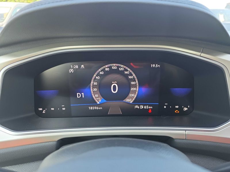 Volkswagen T-Roc 1.5 TSI ACT Move — zdjęcie 12