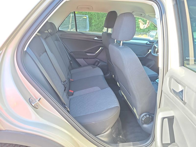 Volkswagen T-Roc 1.5 TSI ACT Move — zdjęcie 14