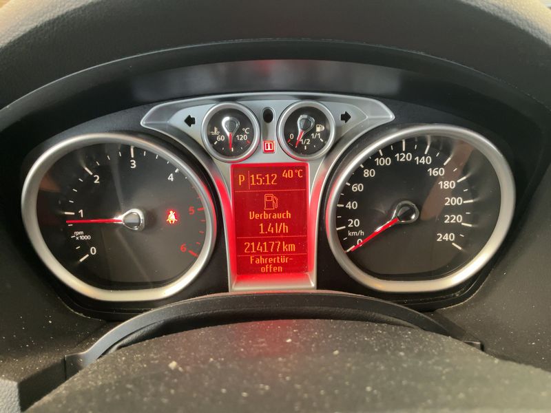 Ford Kuga 2.0 TDCi Champions Edition 2012 – снимка 19