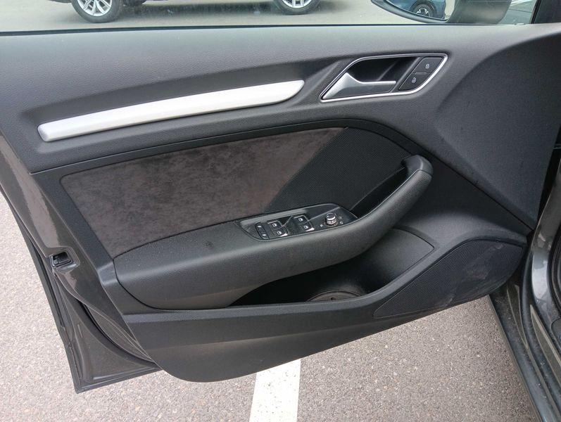 Audi A3 Sportback 2.0 TDI S line Sportpaket — zdjęcie 19