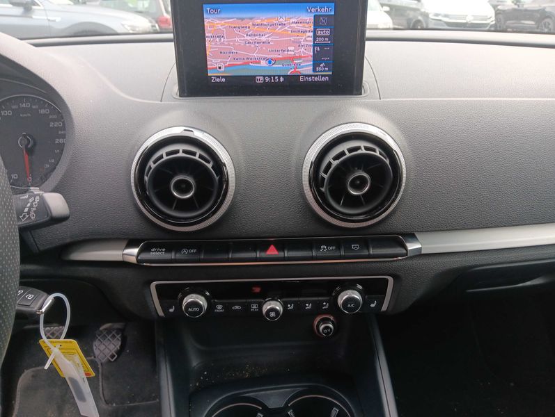 Audi A3 Sportback 2.0 TDI S line Sportpaket — zdjęcie 22