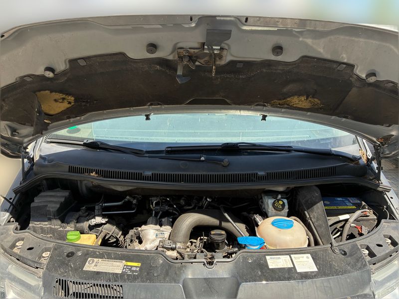 Volkswagen T5 Transporter 2.0 TDI Kasten Edition — zdjęcie 8