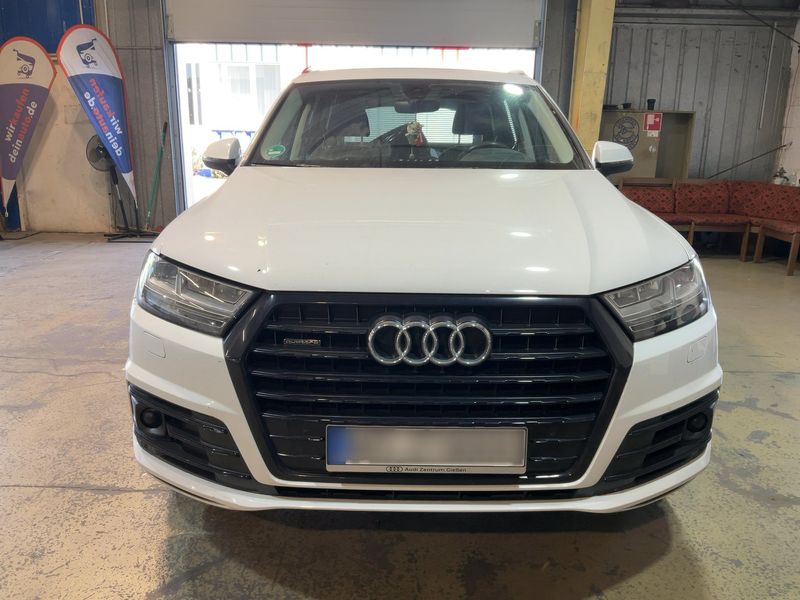 Audi Q7 45 TDI quattro — zdjęcie 9