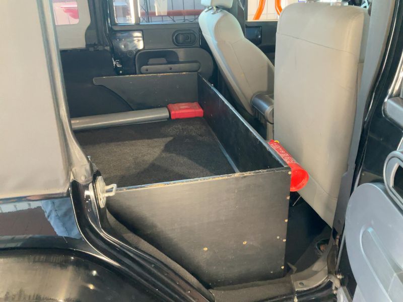 Jeep Wrangler Unlimited 2.8 CRD Sahara — zdjęcie 14