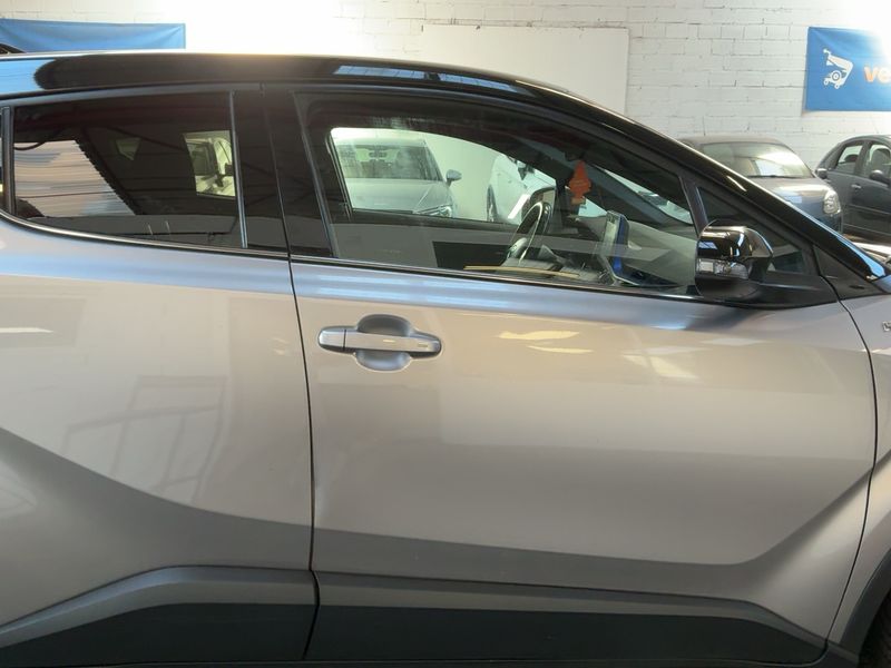 Toyota C-HR 1.8 Hybrid Graphic — zdjęcie 7