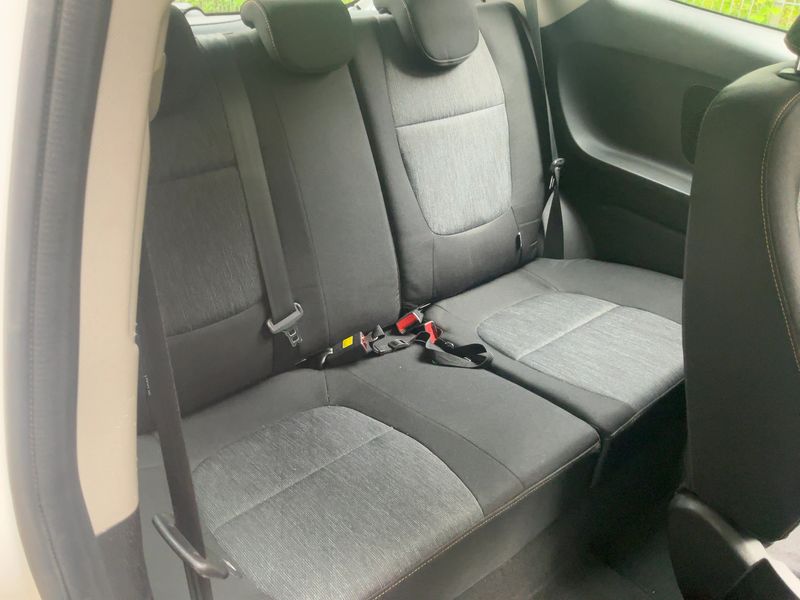 Kia Picanto 1.0 LPG Edition 7 — zdjęcie 14