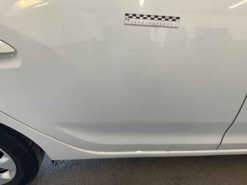 Dacia Sandero 1.2 Laureate 2015 – снимка 25