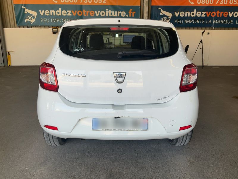 Dacia Sandero 1.2 Laureate 2015 – снимка 7