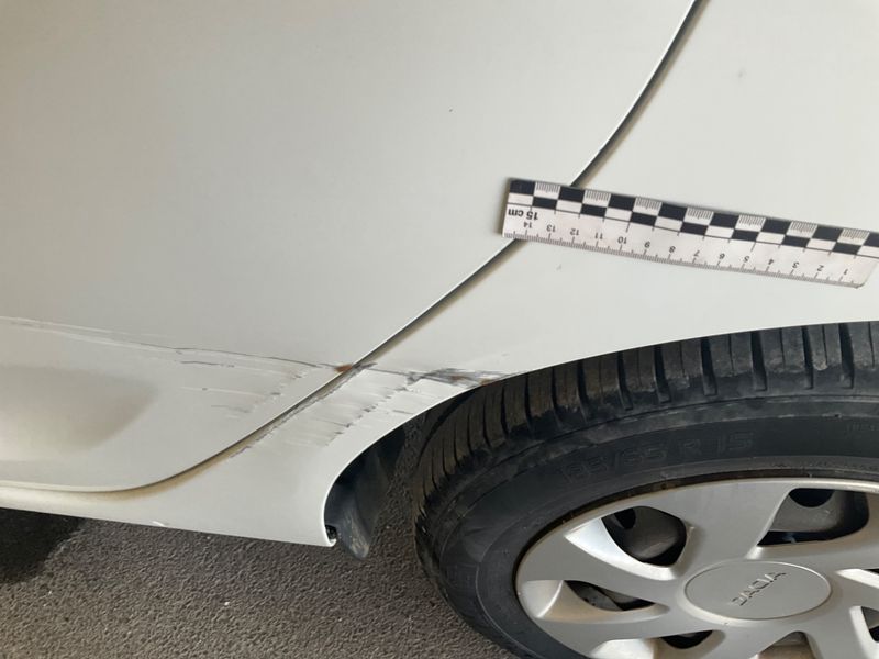 Dacia Sandero 1.2 Laureate 2015 – снимка 33