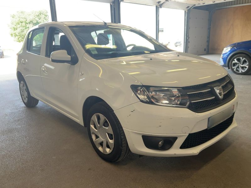 Dacia Sandero 1.2 Laureate 2015 – снимка 12