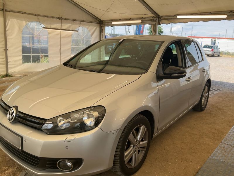 Volkswagen Golf VI 1.2 TSI Match 2012 – снимка 2