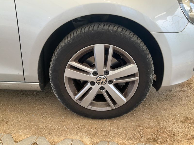 Volkswagen Golf VI 1.2 TSI Match 2012 – снимка 11