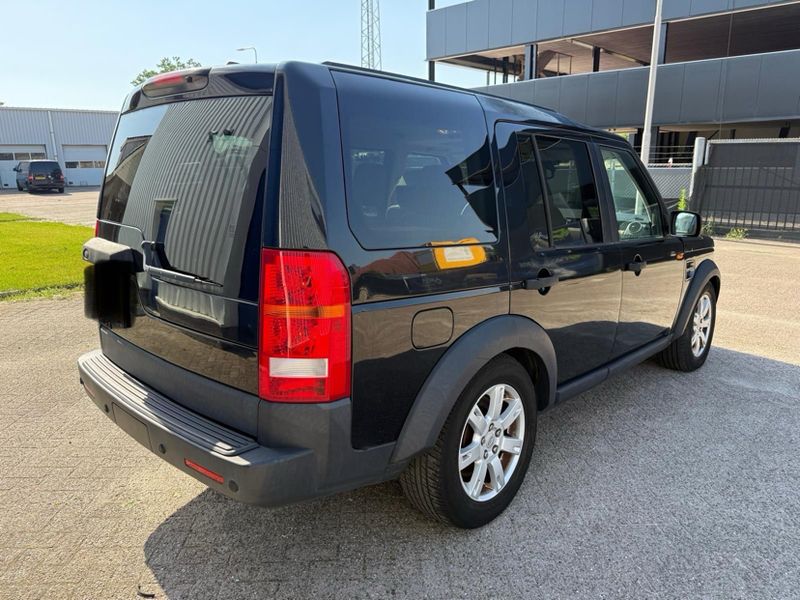 Land Rover Discovery 4.4 V8 SE — zdjęcie 5