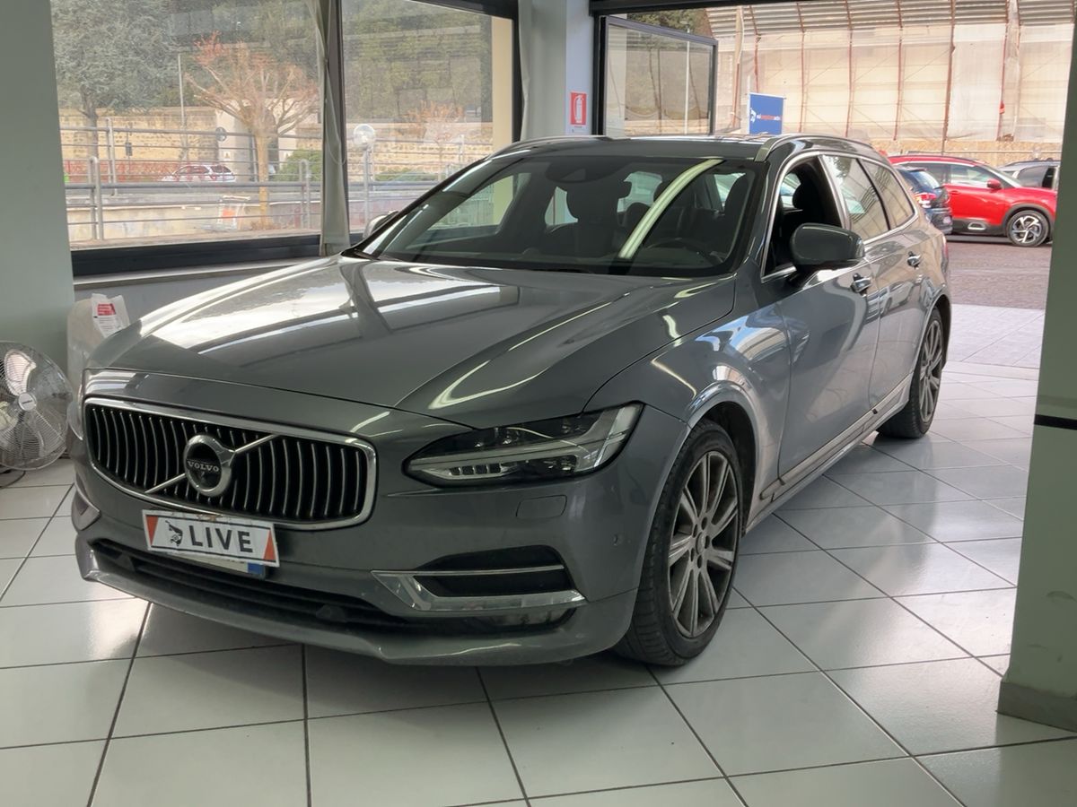 Volvo V90 2017 — photo 1