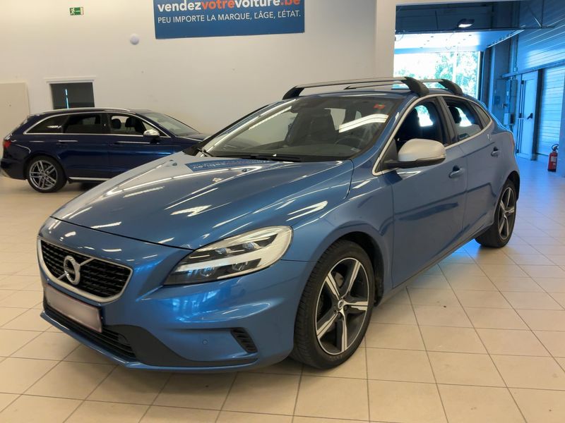 Volvo V40 2.0 T2 R-Design