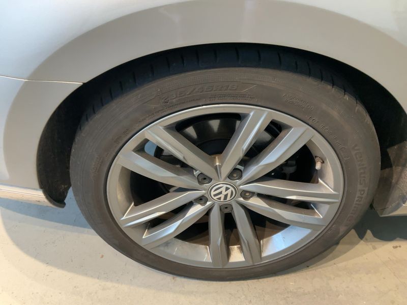 Volkswagen Passat 2.0 TDI Highline BlueMotion Tech 2015 – снимка 9